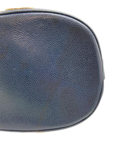 CHANEL（シャネル）CHANEL (シャネル) 巾着ショルダーバッグ ネイビーの古着・服飾アイテム