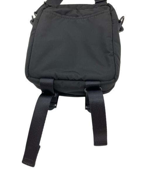 PORTER（ポーター）PORTER (ポーター) バーティカルショルダーバッグ ブラックの古着・服飾アイテム