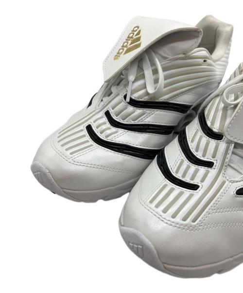 adidas（アディダス）adidas (アディダス) スニーカー ホワイト サイズ:9.5の古着・服飾アイテム