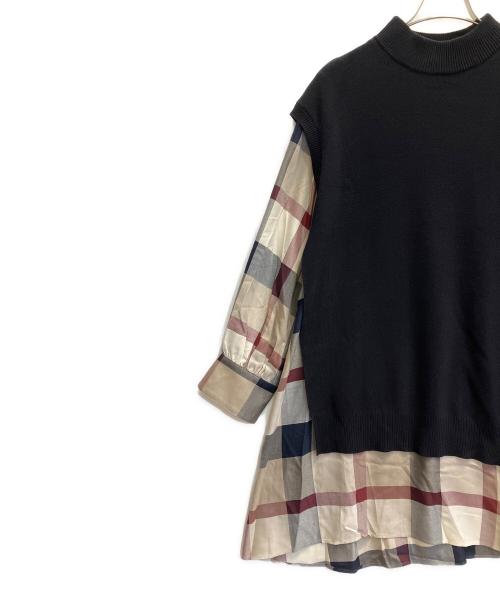 BLUE LABEL CRESTBRIDGE（ブルーレーベルクレストブリッジ）BLUE LABEL CRESTBRIDGE (ブルーレーベルクレストブリッジ) プレーンストレッチブロードワンピース ベージュ×ネイビー サイズ:38の古着・服飾アイテム