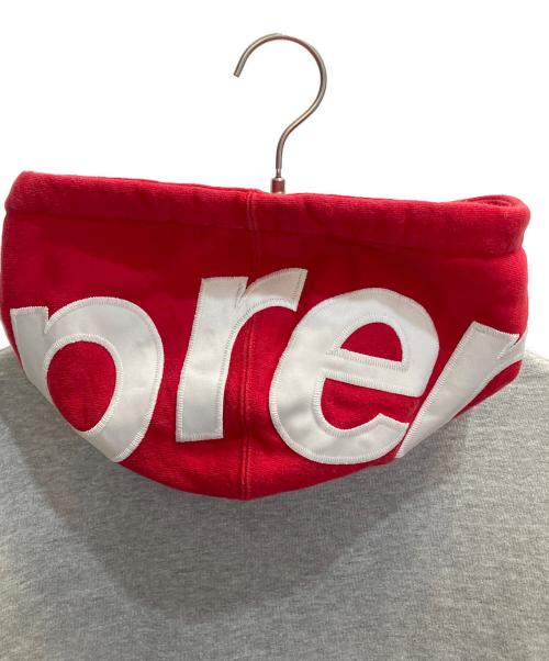 SUPREME（シュプリーム）SUPREME (シュプリーム) Contrast Hooded Sweatshirt グレー×レッド サイズ:Mの古着・服飾アイテム