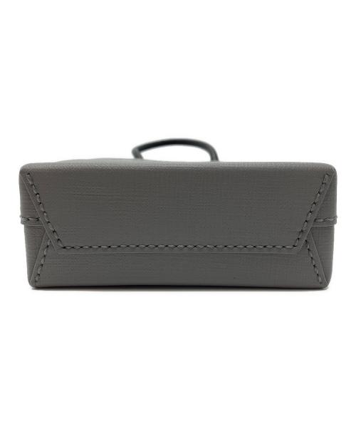 BALENCIAGA（バレンシアガ）BALENCIAGA (バレンシアガ) フォンケース グレー×ブラックの古着・服飾アイテム