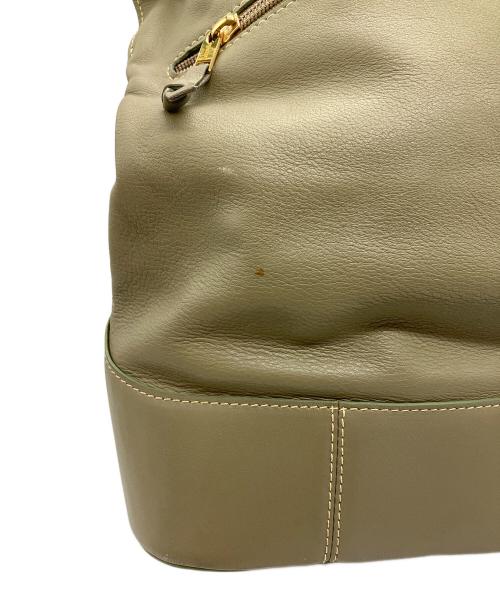 LOEWE（ロエベ）LOEWE (ロエベ) レザーショルダーバッグ グリーンの古着・服飾アイテム