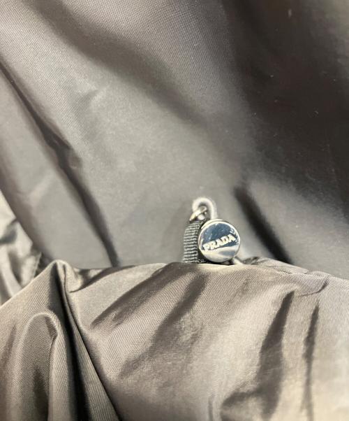 PRADA（プラダ）PRADA (プラダ) ナイロンパーカー グレー サイズ:52の古着・服飾アイテム