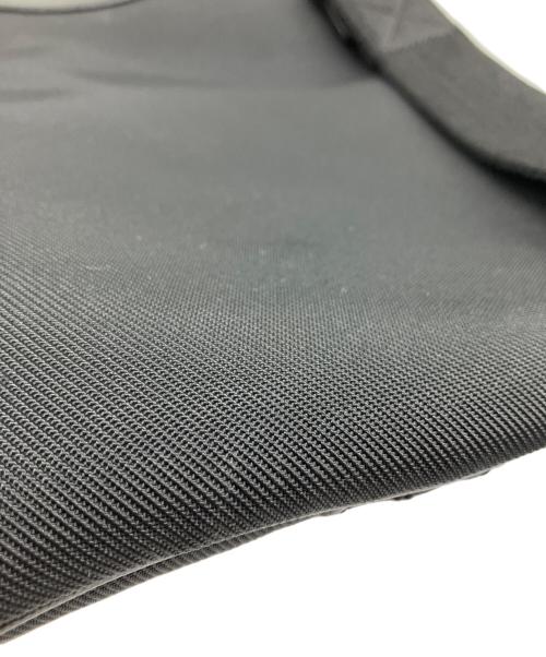 BURBERRY（バーバリー）BURBERRY (バーバリー) ショルダーバッグ ブラックの古着・服飾アイテム