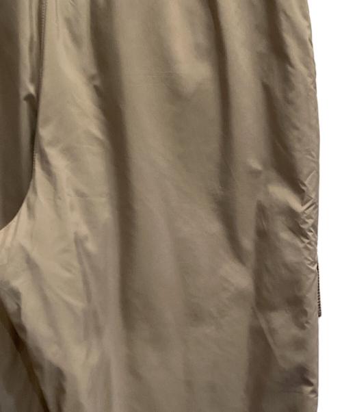 FOG ESSENTIALS（フィアオブゴッド エッセンシャル）FOG ESSENTIALS (フィアオブゴッド エッセンシャル) TECH PANT ベージュ サイズ:Sの古着・服飾アイテム