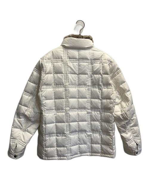 BURBERRY BLACK LABEL（バーバリーブラックレーベル）BURBERRY BLACK LABEL (バーバリーブラックレーベル) ダウンジャケット ホワイト サイズ:Lの古着・服飾アイテム