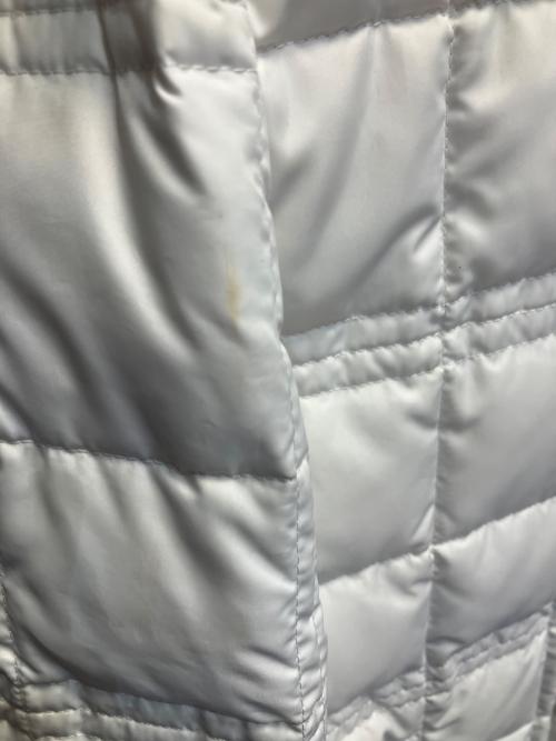 BURBERRY BLACK LABEL（バーバリーブラックレーベル）BURBERRY BLACK LABEL (バーバリーブラックレーベル) ダウンジャケット ホワイト サイズ:Lの古着・服飾アイテム