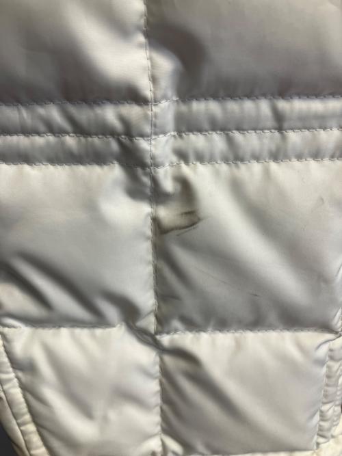 BURBERRY BLACK LABEL（バーバリーブラックレーベル）BURBERRY BLACK LABEL (バーバリーブラックレーベル) ダウンジャケット ホワイト サイズ:Lの古着・服飾アイテム