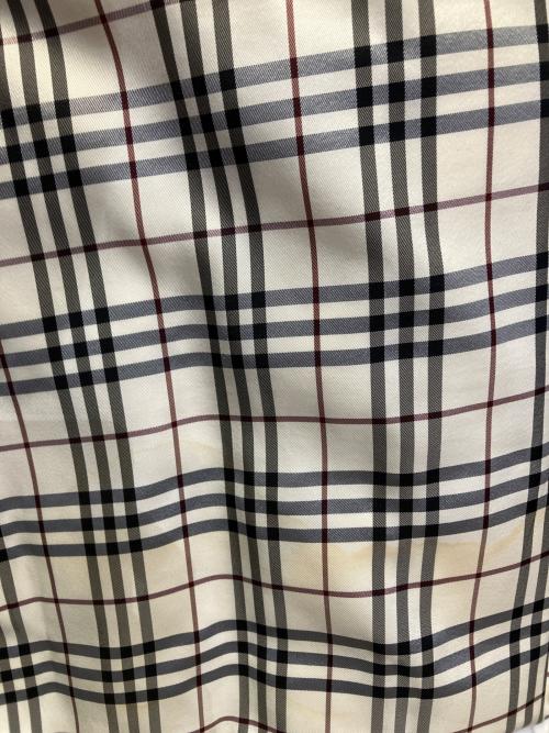 BURBERRY BLACK LABEL（バーバリーブラックレーベル）BURBERRY BLACK LABEL (バーバリーブラックレーベル) ダウンジャケット ホワイト サイズ:Lの古着・服飾アイテム