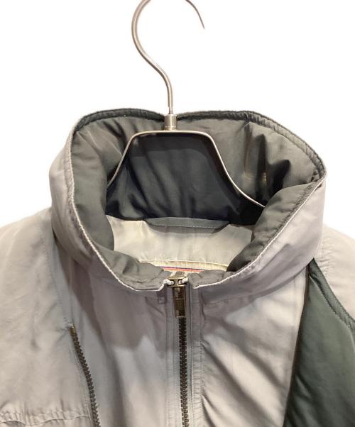 MONCLER（モンクレール）MONCLER (モンクレール) ダウンジャケット ライトグレー サイズ:不明の古着・服飾アイテム