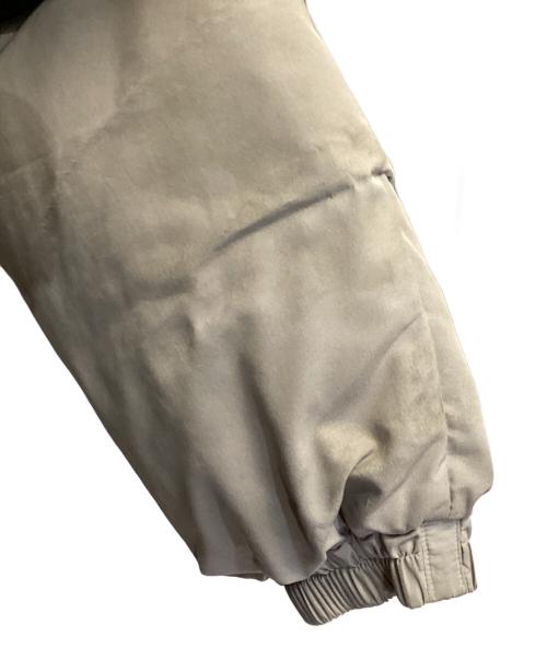 MONCLER（モンクレール）MONCLER (モンクレール) ダウンジャケット ライトグレー サイズ:不明の古着・服飾アイテム