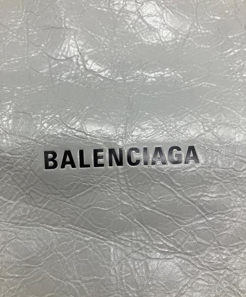 BALENCIAGA（バレンシアガ）BALENCIAGA (バレンシアガ) ダストバッグポーチ ライトグレー サイズ:-の古着・服飾アイテム