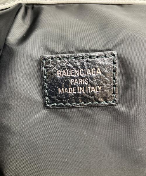 BALENCIAGA（バレンシアガ）BALENCIAGA (バレンシアガ) ダストバッグポーチ ライトグレー サイズ:-の古着・服飾アイテム