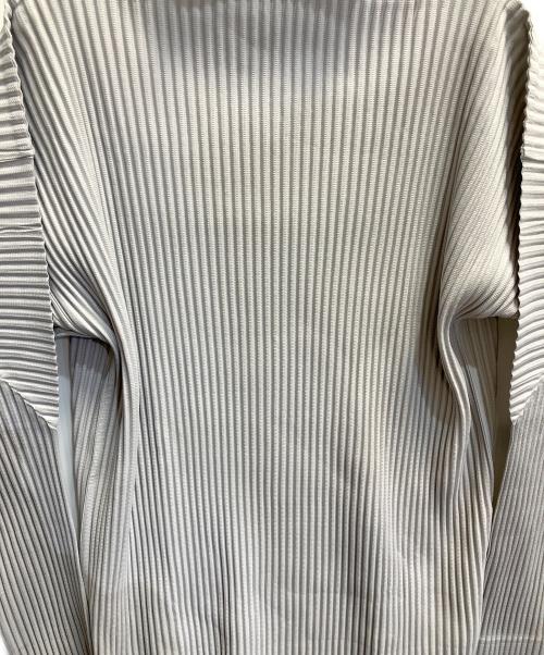 HOMME PLISSE ISSEY MIYAKE（オム プリッセ イッセイ ミヤケ）HOMME PLISSE ISSEY MIYAKE (オム プリッセ イッセイ ミヤケ) プリーツハイネックカットソー グレー サイズ:２の古着・服飾アイテム