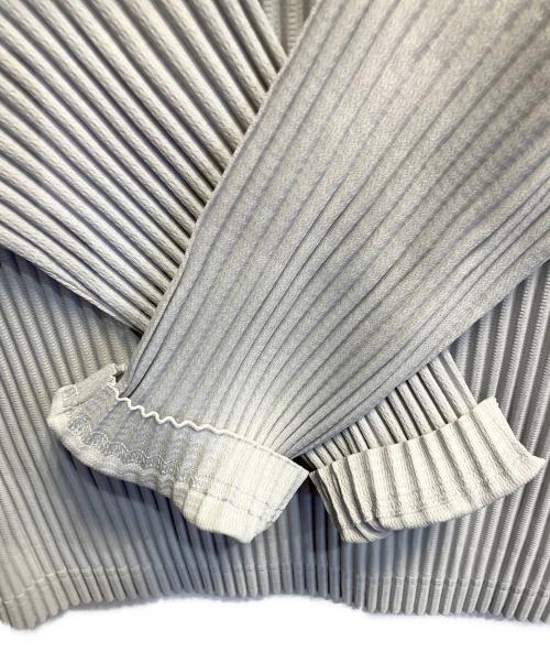 HOMME PLISSE ISSEY MIYAKE（オム プリッセ イッセイ ミヤケ）HOMME PLISSE ISSEY MIYAKE (オム プリッセ イッセイ ミヤケ) プリーツハイネックカットソー グレー サイズ:２の古着・服飾アイテム