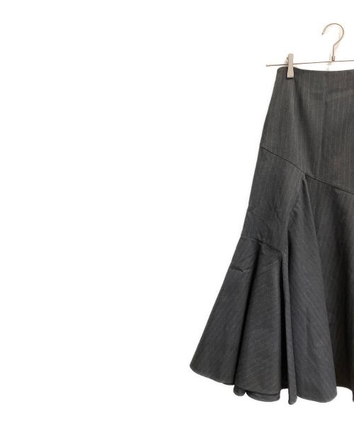 DRIES VAN NOTEN（ドリスヴァンノッテン）DRIES VAN NOTEN (ドリスヴァンノッテン) アシンメトリースカート グレー サイズ:34の古着・服飾アイテム