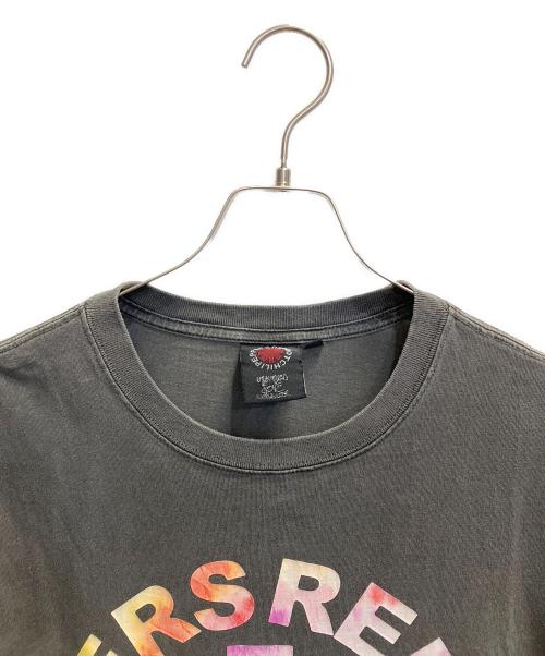 RED HOT CHILI PEPPERS（レッドホットチリペッパーズ）RED HOT CHILI PEPPERS (レッドホットチリペッパーズ) 24S バンドTシャツ グレー サイズ:Lの古着・服飾アイテム