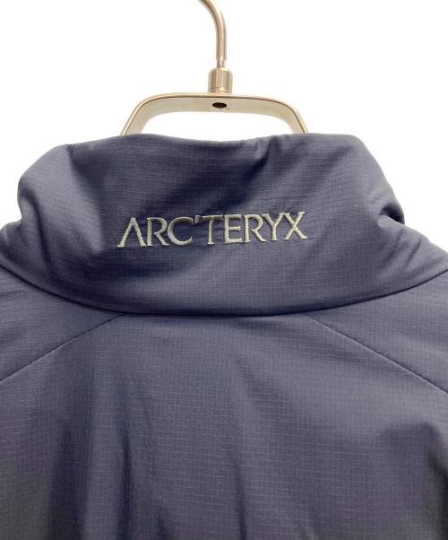 ARC'TERYX（アークテリクス）ARC'TERYX (アークテリクス) ジャケット ネイビー サイズ:Ｍの古着・服飾アイテム