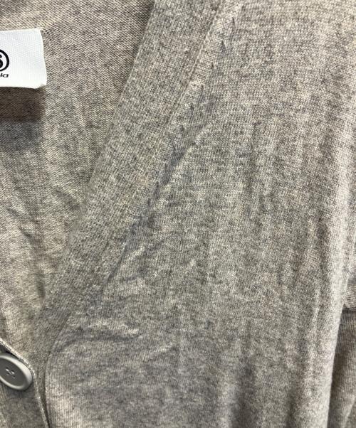 MM6 Maison Margiela（エムエムシックスメゾンマルジェラ）MM6 Maison Margiela (エムエムシックスメゾンマルジェラ) 薄手カーディガン ライトグレー サイズ:XSの古着・服飾アイテム