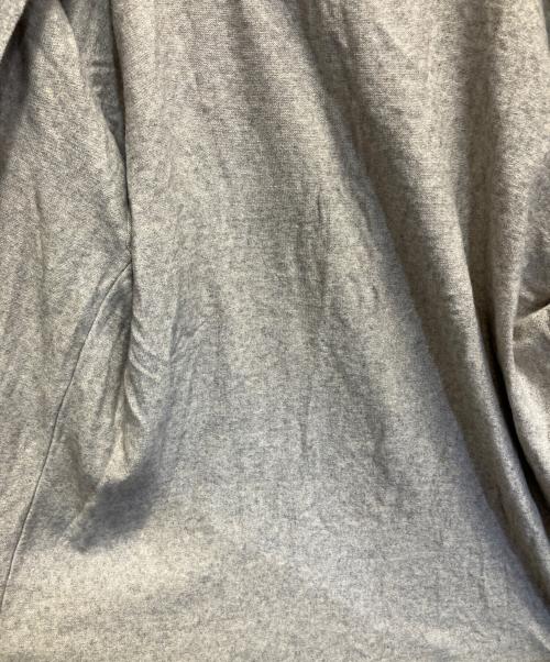 MM6 Maison Margiela（エムエムシックスメゾンマルジェラ）MM6 Maison Margiela (エムエムシックスメゾンマルジェラ) 薄手カーディガン ライトグレー サイズ:XSの古着・服飾アイテム
