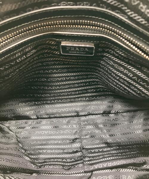 PRADA（プラダ）PRADA (プラダ) ソフトルックスレザー ショルダーバッグ ブラックの古着・服飾アイテム