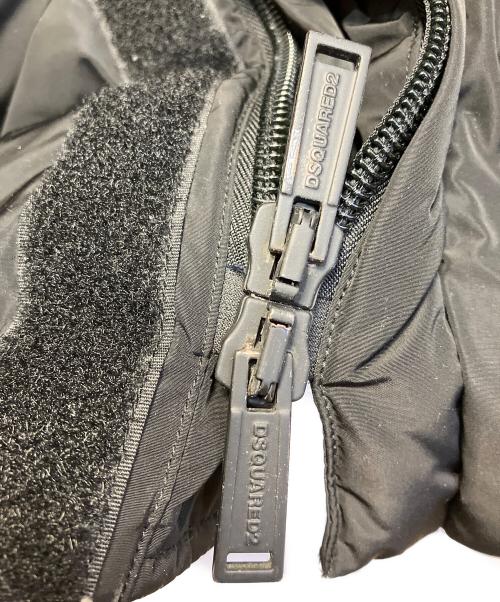 DSQUARED2（ディースクエアード）DSQUARED2 (ディースクエアード) ロゴ ダウンジャケット ブラック サイズ:44の古着・服飾アイテム