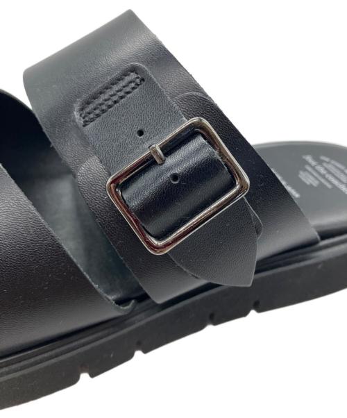 foot the coacher（フットザコーチャー）foot the coacher (フットザコーチャー) CROSS BELT SANDALS GLOXI CUT SOLE ブラック サイズ:26.5の古着・服飾アイテム