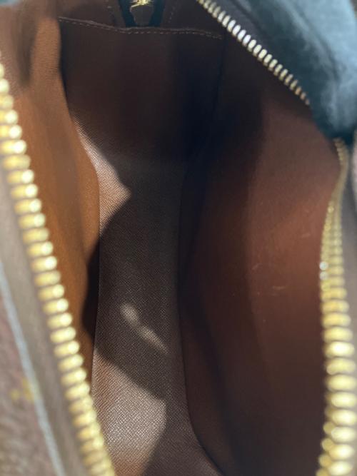 LOUIS VUITTON（ルイ ヴィトン）LOUIS VUITTON (ルイ ヴィトン) ショルダーバッグ ブラウンの古着・服飾アイテム