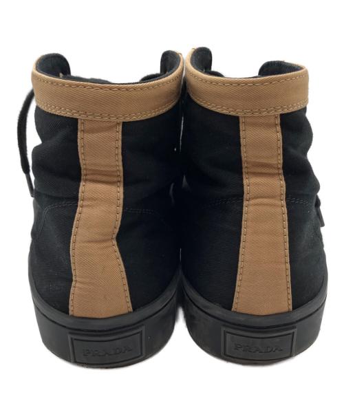PRADA（プラダ）PRADA (プラダ) カセット ホイール ハイカット キャンバス スニーカー ブラック×ブラウン サイズ:10の古着・服飾アイテム
