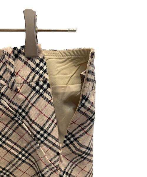 BURBERRY BLUE LABEL（バーバリー ブルー レーベル）BURBERRY BLUE LABEL (バーバリー ブルー レーベル) ミニスカート ベージュ サイズ:Sの古着・服飾アイテム