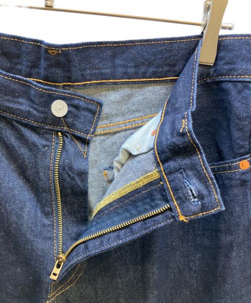 LEVI'S（リーバイス）LEVI'S (リーバイス) 568 LOOSE STRAIGHT（ルーズストレート） グレー サイズ:83.5ｃｍの古着・服飾アイテム
