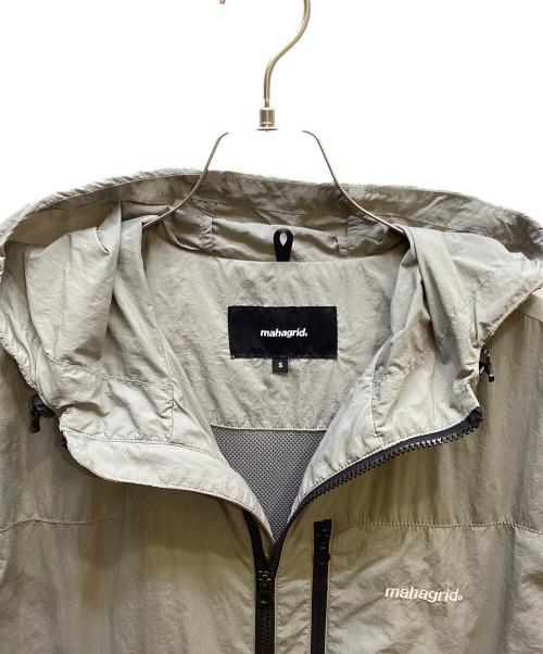 mahagrid（マハグリッド）mahagrid (マハグリッド) ナイロンジャケット グレー サイズ:Sの古着・服飾アイテム