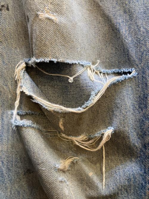 LEVI'S（リーバイス）LEVI'S (リーバイス) デニムパンツ スカイブルー サイズ:88.5ｃｍ（W35)の古着・服飾アイテム