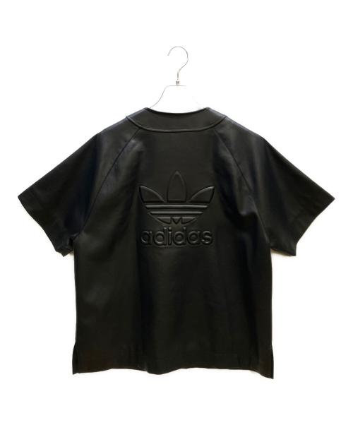 adidas（アディダス）adidas (アディダス) フェイクレザーアディカラースリーストライプスベースボールシャツ ブラック サイズ:Lの古着・服飾アイテム