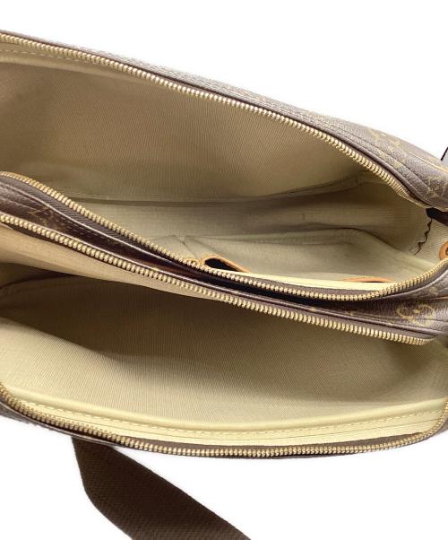 LOUIS VUITTON（ルイ ヴィトン）LOUIS VUITTON (ルイ ヴィトン) モノグラム リポーターGMの古着・服飾アイテム