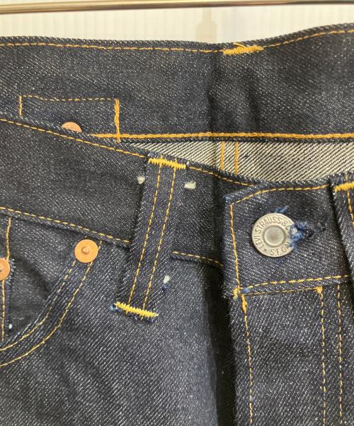 LEVI'S（リーバイス）LEVI'S (リーバイス) デニムパンツ インディゴ サイズ:W33×L36の古着・服飾アイテム