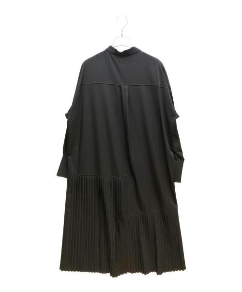 SUM1 STYLE（スミスタイル）SUM1 STYLE (スミスタイル) ポケット付きランダムプリーツワンピース ブラック サイズ:FREEの古着・服飾アイテム