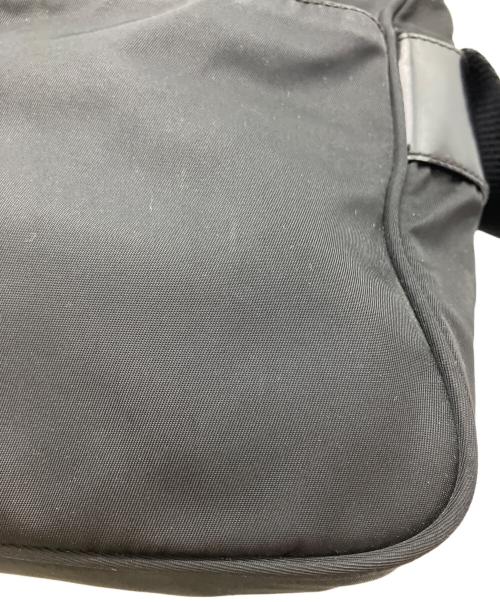 PRADA（プラダ）PRADA (プラダ) ナイロンショルダーバッグ ブラックの古着・服飾アイテム