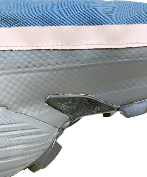 SALOMON（サロモン）SALOMON (サロモン) MM6 Maison Margiela (エムエムシックスメゾンマルジェラ) CROSS MID ネイビー×ピンク サイズ:27.5ｃｍの古着・服飾アイテム