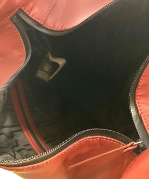 HUNTER（ハンター）HUNTER (ハンター) ORIGINAL MEDIUM TOPCLIP BACKPACK RUBBERISED LEATHER レッドの古着・服飾アイテム