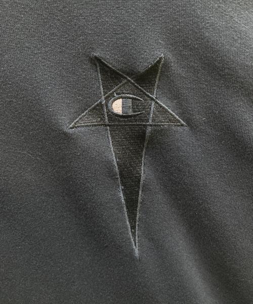 Champion（チャンピオン）Champion (チャンピオン) RICK OWENS (リックオウエンス) Logo Embroidered Sweat ブラック サイズ:Mの古着・服飾アイテム
