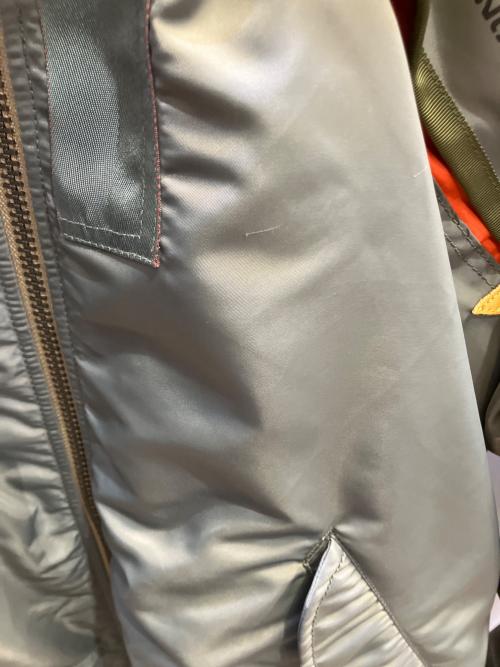AVIREX（アヴィレックス）AVIREX (アヴィレックス) ミリタリージャケット オリーブ サイズ:2XLの古着・服飾アイテム