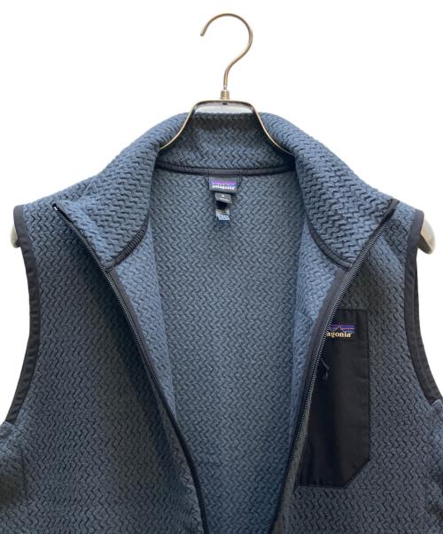 Patagonia（パタゴニア）Patagonia (パタゴニア) R1エアベスト グレー サイズ:Mの古着・服飾アイテム