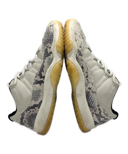 NIKE（ナイキ）NIKE (ナイキ) Air Jordan 11 Low Snakeskin グレー サイズ:28ｃｍの古着・服飾アイテム