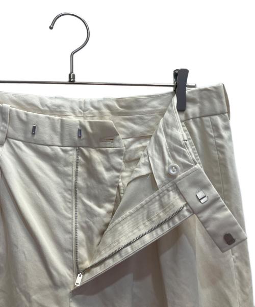 SCYEBASICS（サイベーシックス）SCYEBASICS (サイベーシックス) コットンチノミリタリートラウザーズ アイボリー サイズ:40の古着・服飾アイテム