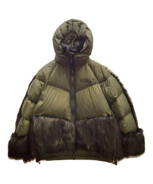 NIKE（ナイキ）NIKE (ナイキ) sacai (サカイ) ダウンジャケット カーキ×ブラック サイズ:Sの古着・服飾アイテム