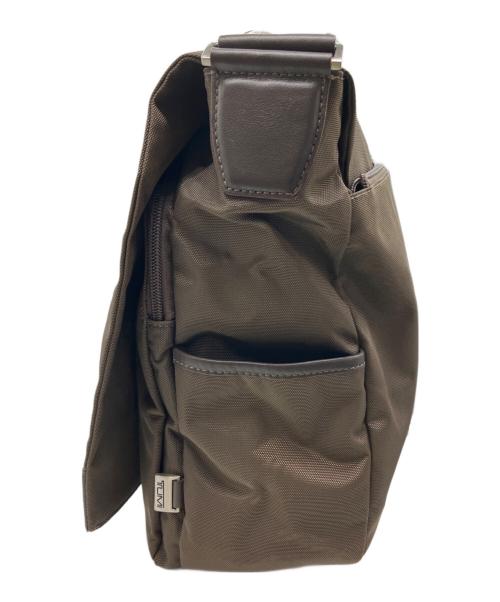 TUMI（トゥミ）TUMI (トゥミ) メッセンジャーバッグ ブラウンの古着・服飾アイテム