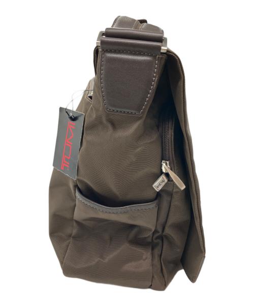 TUMI（トゥミ）TUMI (トゥミ) メッセンジャーバッグ ブラウンの古着・服飾アイテム