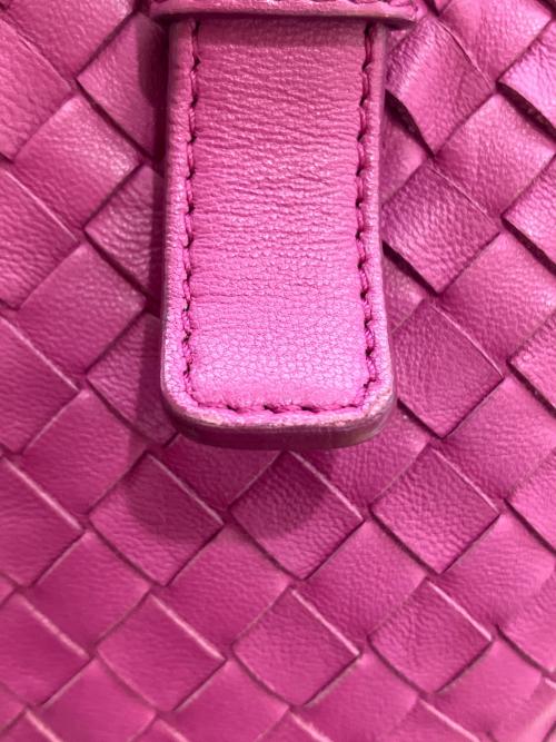 BOTTEGA VENETA（ボッテガベネタ）BOTTEGA VENETA (ボッテガベネタ) イントレチャート　トートバッグ ショッキングピンクの古着・服飾アイテム